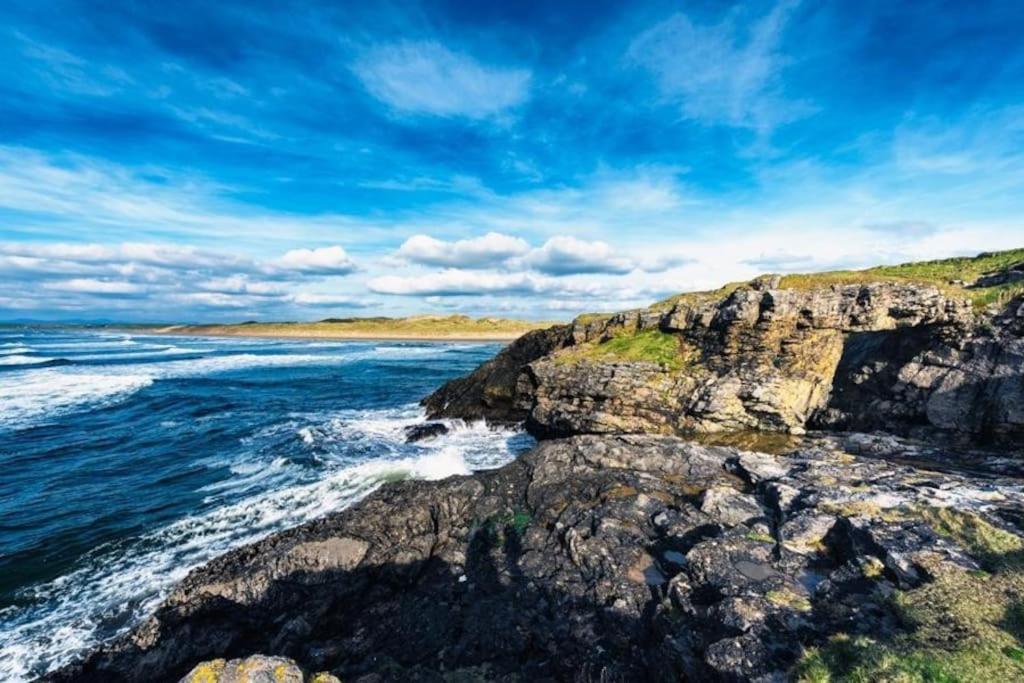 Bundoran Seaside Stays House - Wifi, Large Spacious Home Eksteriør bilde