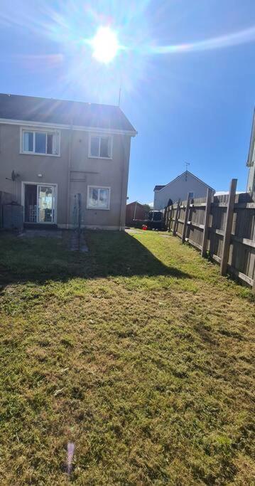Bundoran Seaside Stays House - Wifi, Large Spacious Home Eksteriør bilde
